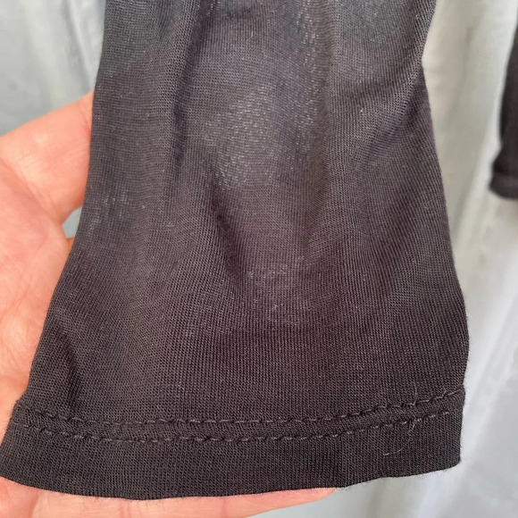 Babaton Wrap Front Long Sleeve  Top, size XXs - Picture 4 of 7